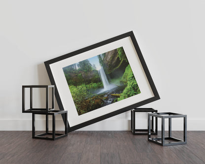 Oregon Majestic Waterfall – Nature’s Breathtaking Masterpiece