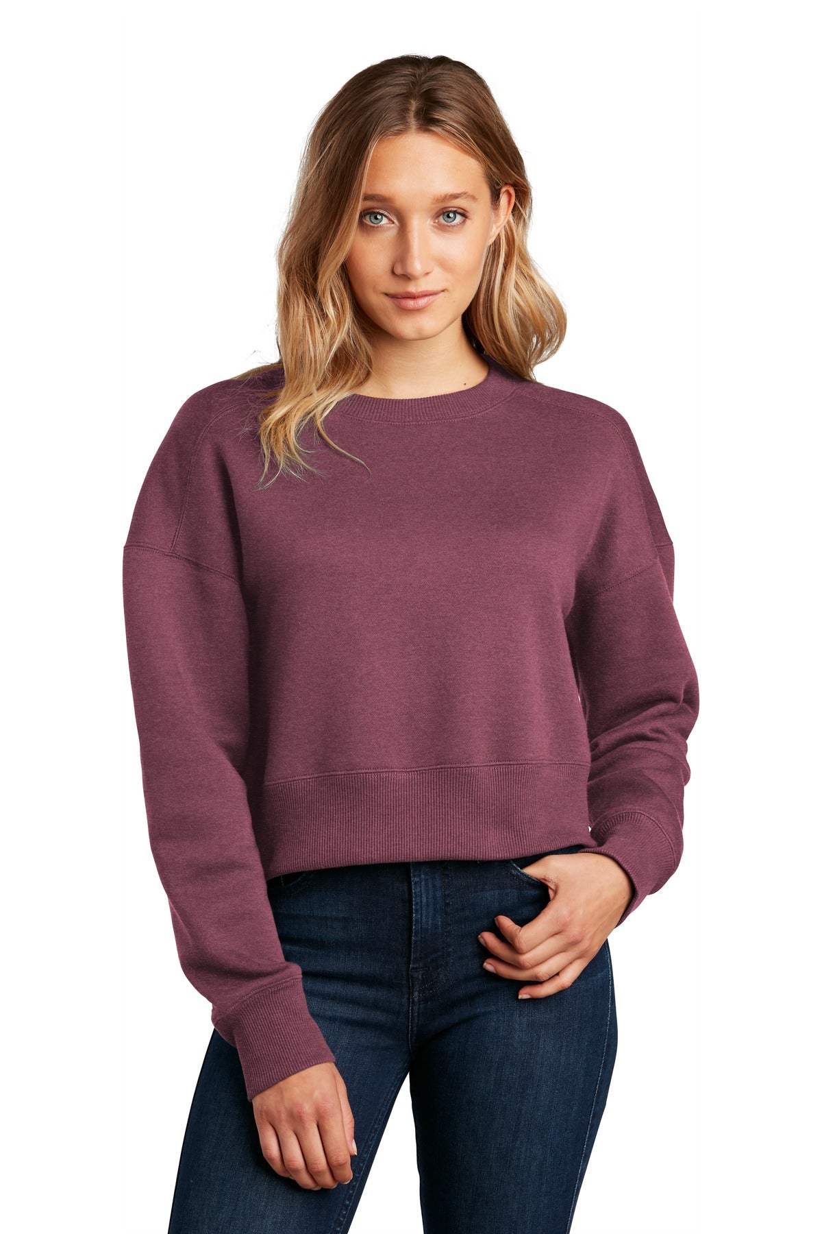 District Women's Perfect Weight Fleece Cropped Crew DT1105